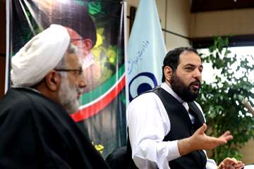 نشست فرهنگی انقلاب چهل ساله و جمهوری های موقت